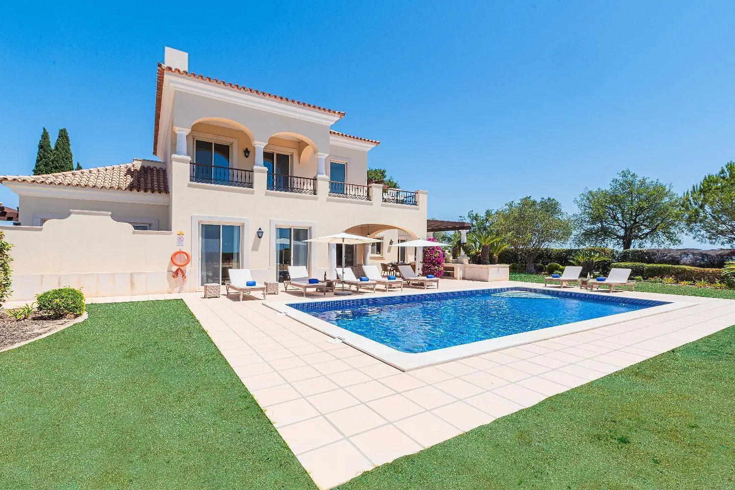 Villa Monte Rei Golf Vila Nova de Cacela 0*,  Portugal