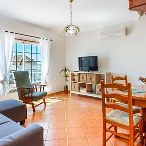  Apartamento Luminous 3bdr W/balcony By Lovelystay